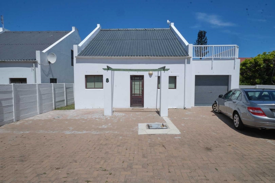 3 Bedroom Property for Sale in Yzerfontein Western Cape